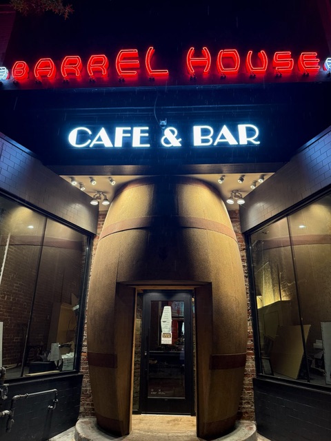 Barrel House Cafe & Bar