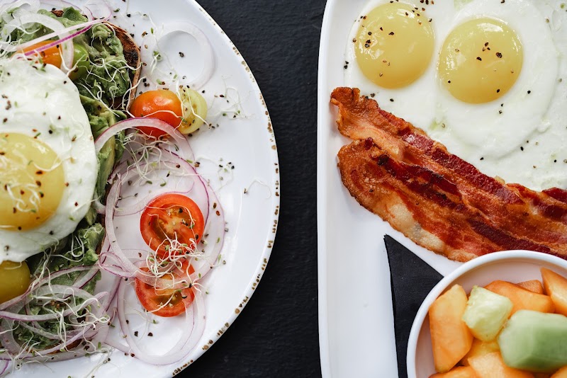 Tap Room at the Hollander Hotel