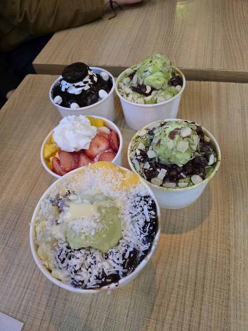 Snowy Village Korean Dessert Cafe