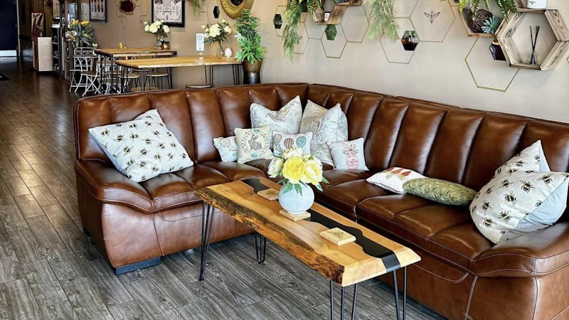 Mrs. Buckbee's Wake-N-Bakery