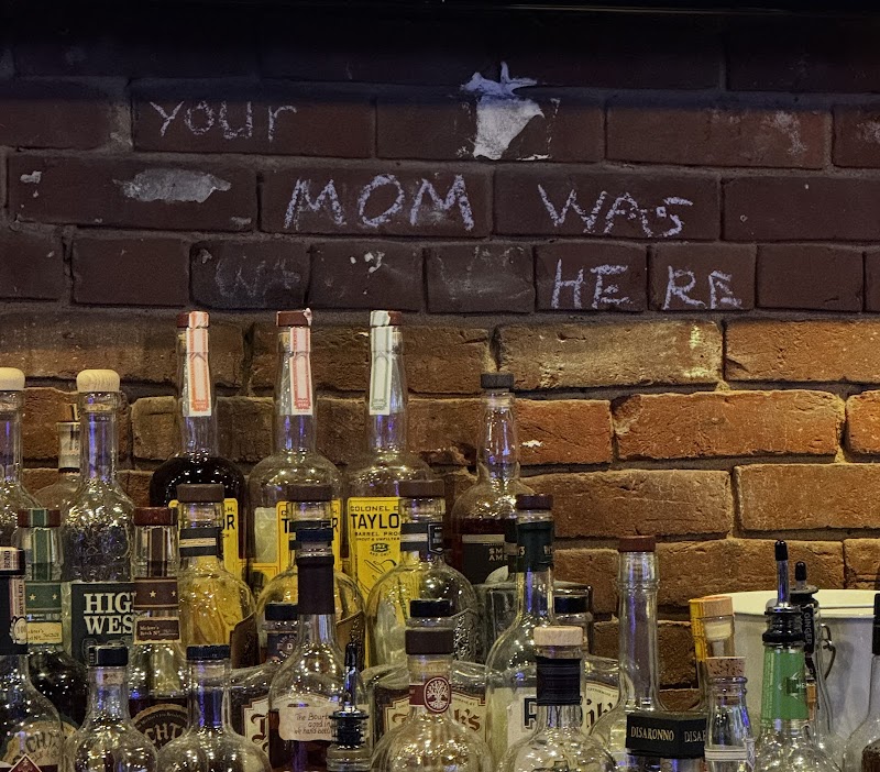 Troll Pub Under the Bridge