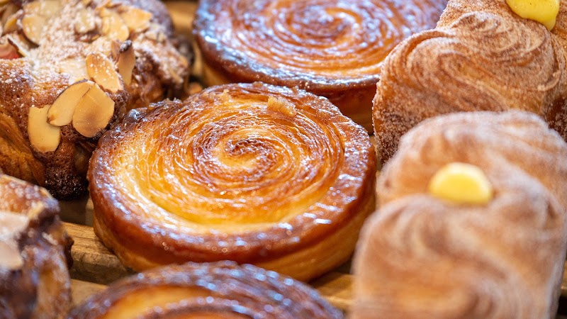 BAGELOO Bagel & Coffee Shop