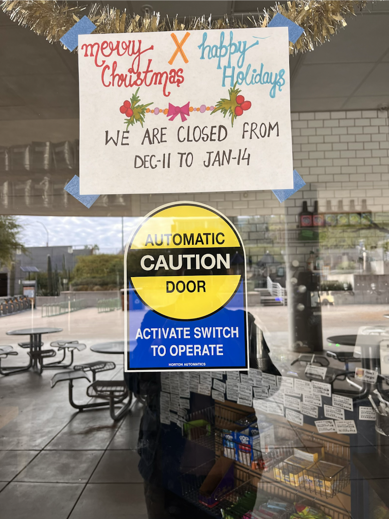 Ike's Coffee & Marketplace