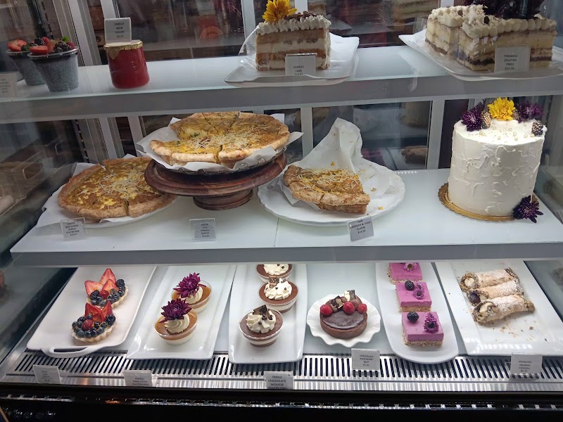 Frost Me Cafe and Bakery