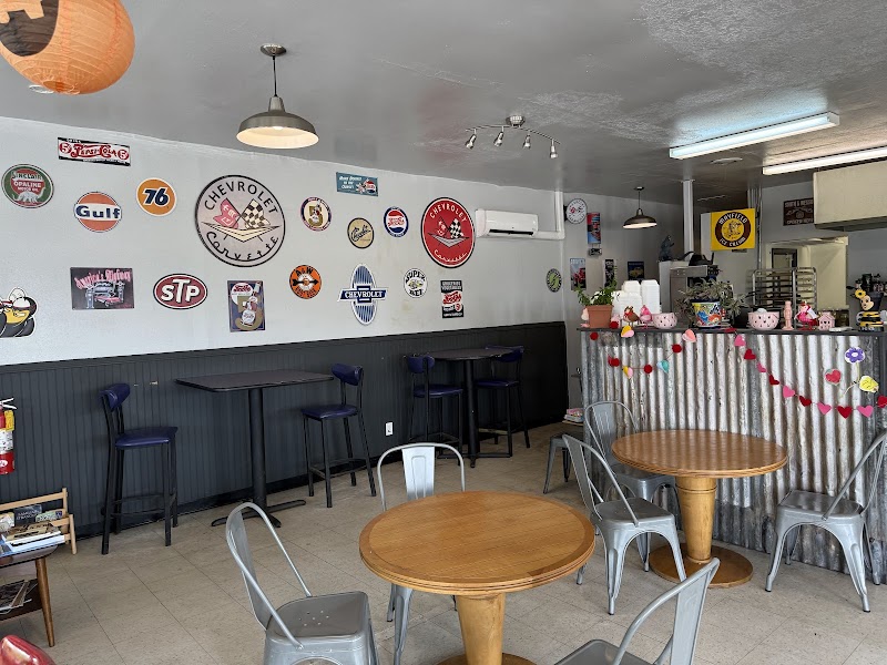 Mr. Bee's Coffee & Teas