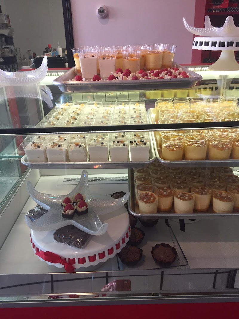 Le Rouge Handmade Chocolates & Cakes by Aarti