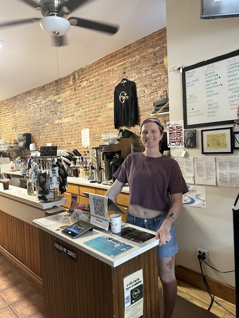 The Stoop Coffee Shop & Cafe