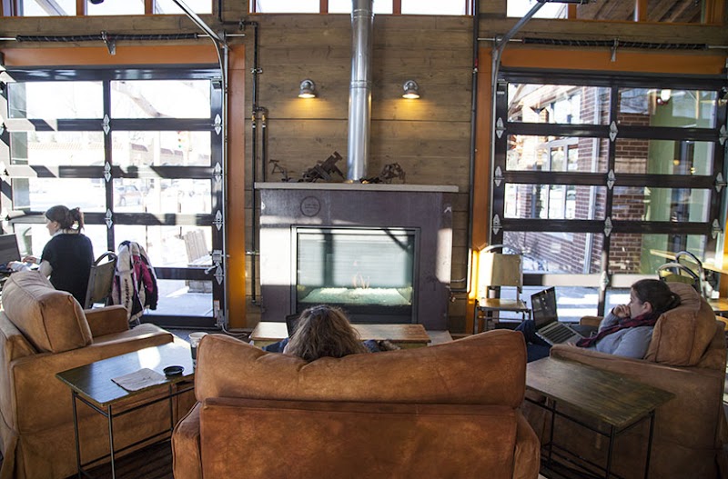 Colectivo Coffee 68th St.