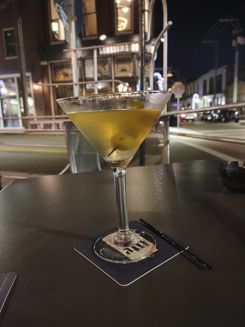 Urban Bar & Corner Cafe