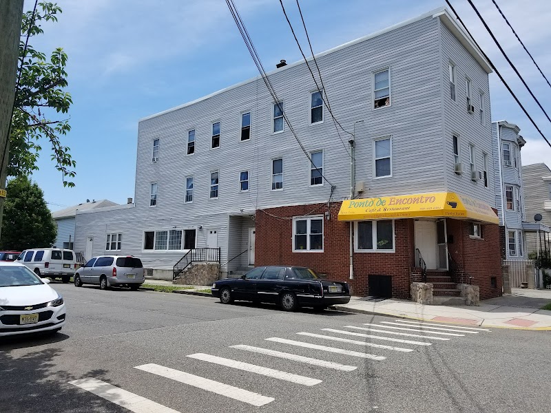 Ponto De Encontro Cafe & Restaurant