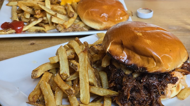 The Local Pub and Teahouse