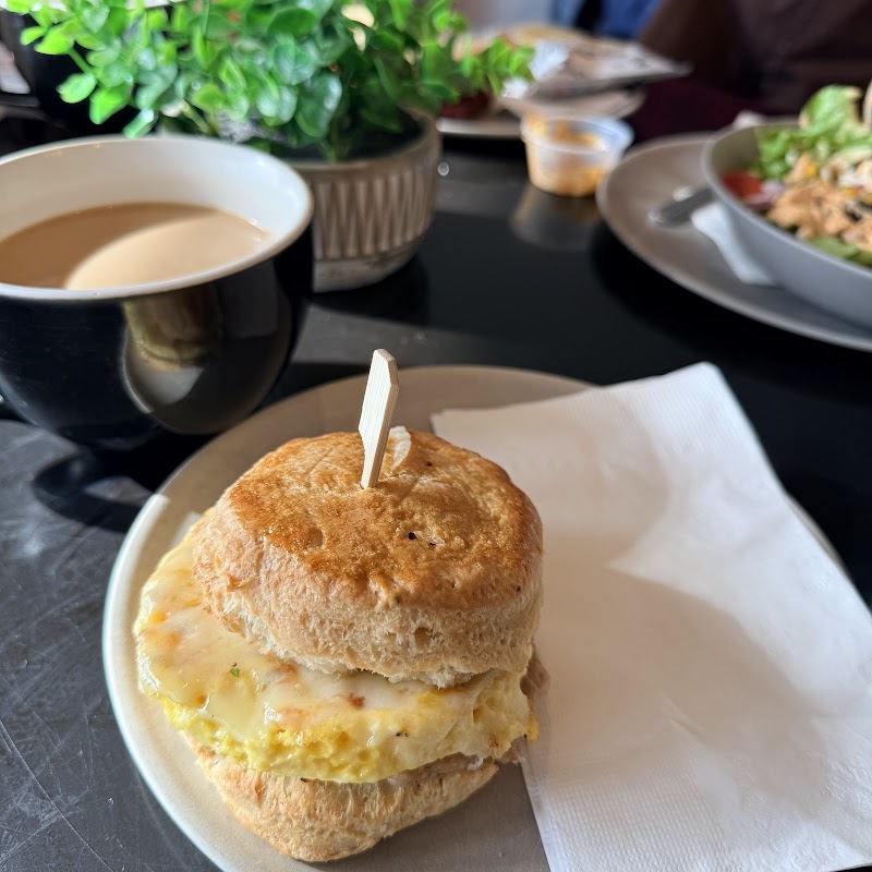 Riverwalk Bakery & Café