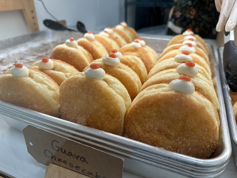 Doughweime Bakery & Café