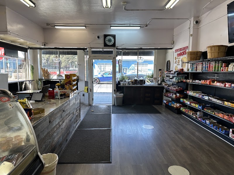 Golden 9th Deli & Market