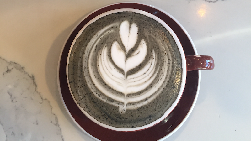 Yeganeh Bakery and Kafe Unik