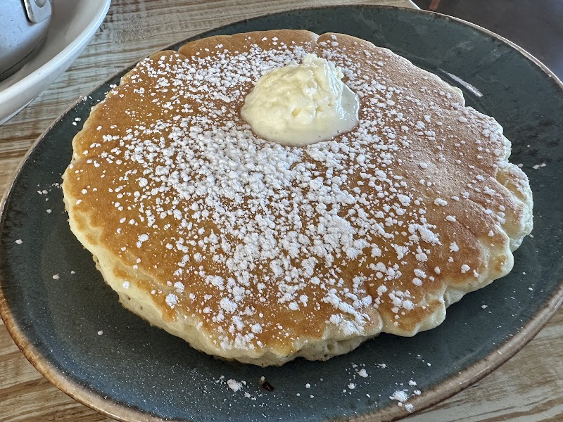Honey Berry Pancakes and Cafe