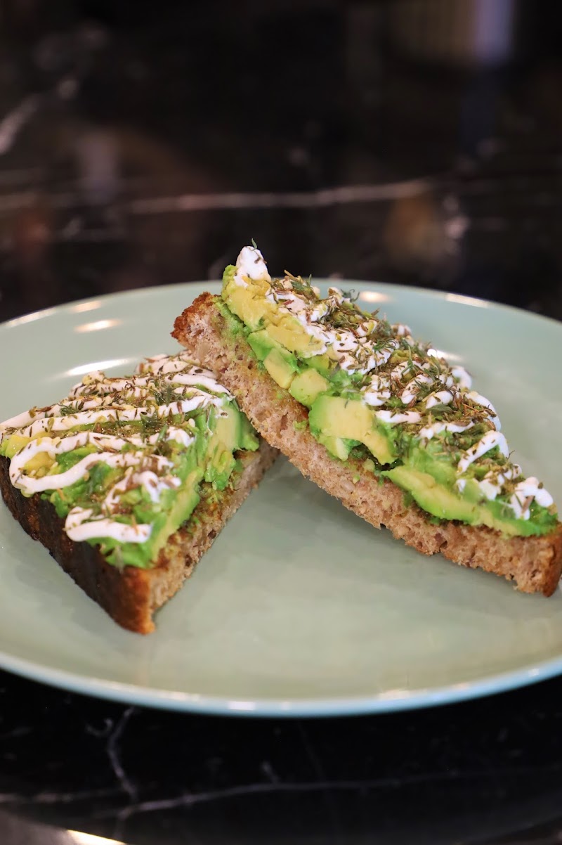 Moa Coffee - Broadway Ave