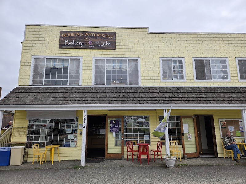 Monica's Waterfront Bakery & Cafe