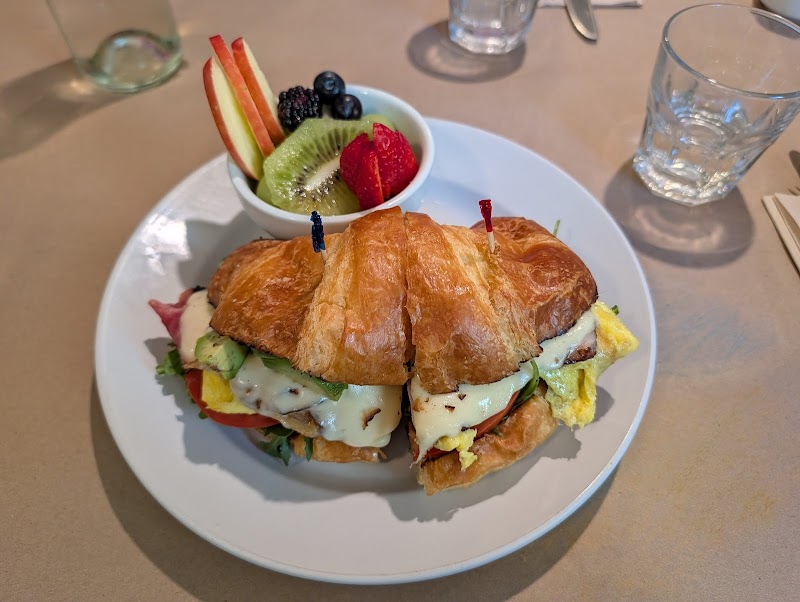 Heavenly Roadside Café