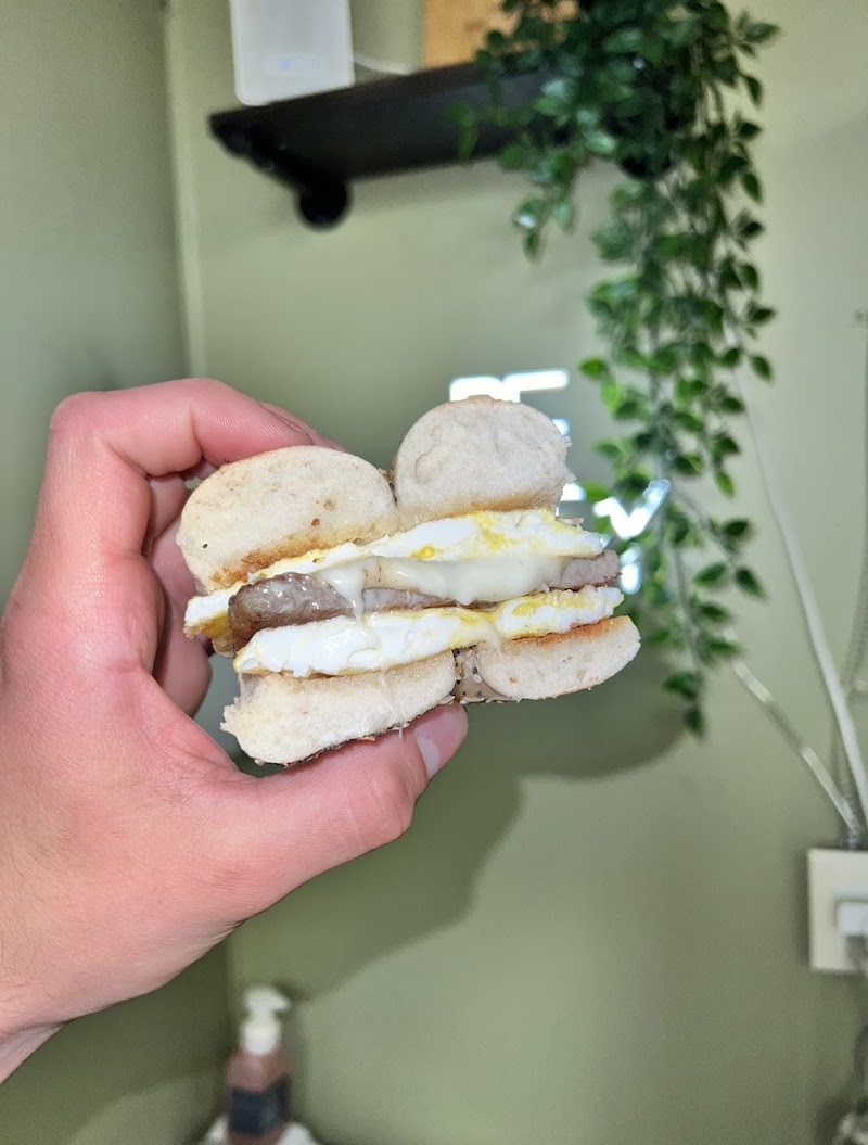 Mareks Cafe & Bagels