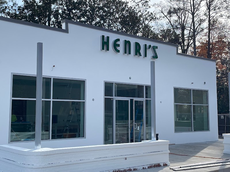 Henri's Bakery & Deli