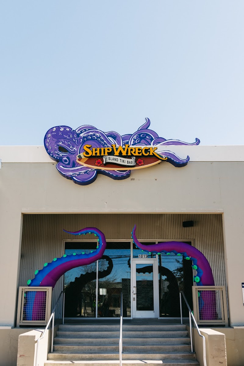 ShipWreck 7th Tiki Lounge