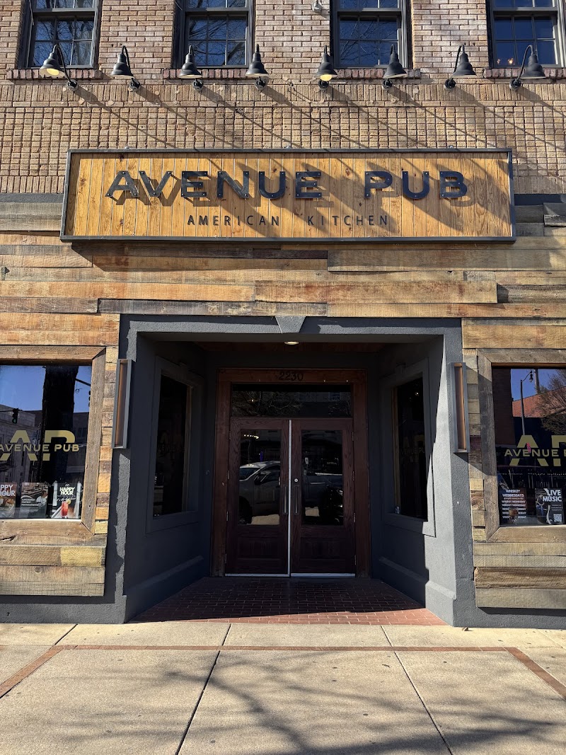 Avenue Pub - Downtown Tuscaloosa