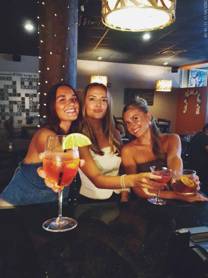 Nosh Restaurant and Wine Lounge