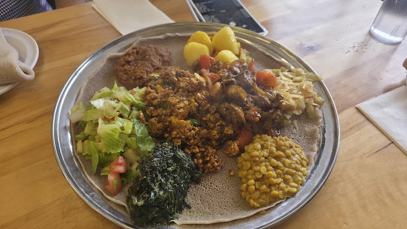 Keren Cafe & Restaurant