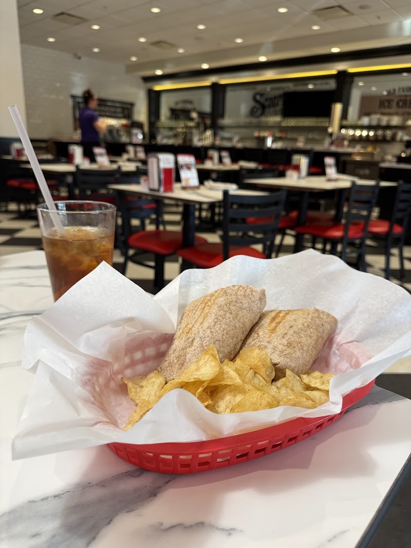 Scooples Icecream Parlor and Restaurant