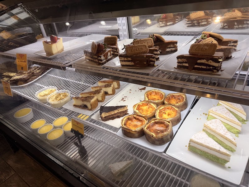 Manakeesh Cafe Bakery & Grill