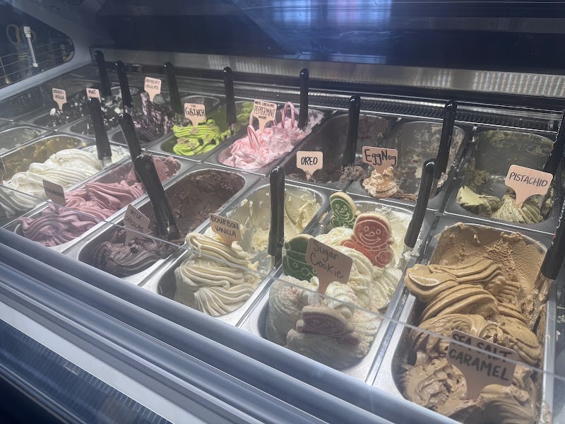 Lola's European Cafe