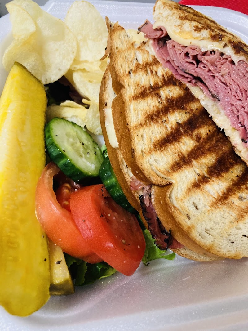 Mon Ami Cafe a European and American Cafe Experience