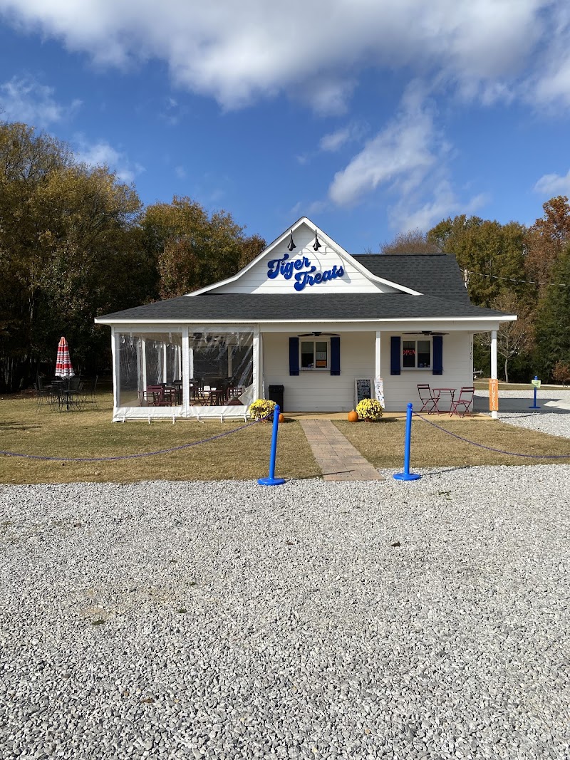 Tiger Treats Shave Ice and Coffee Shop