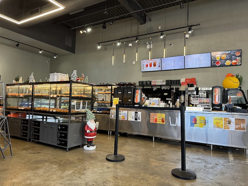 Cafe W & Bakery / Dessert