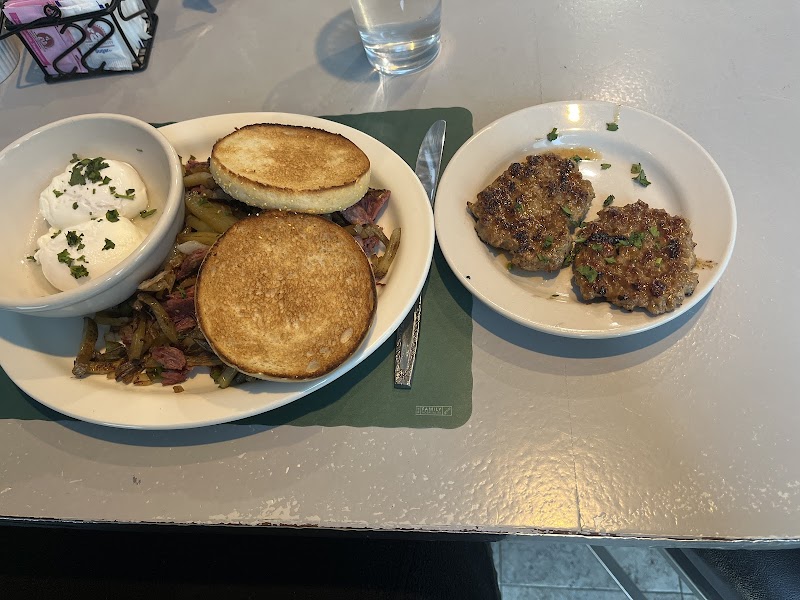 Edgebrook Coffee Shop & Diner