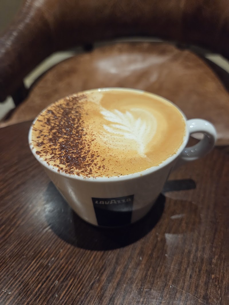 Roma Cafe: Authentic Italian Food & Coffee