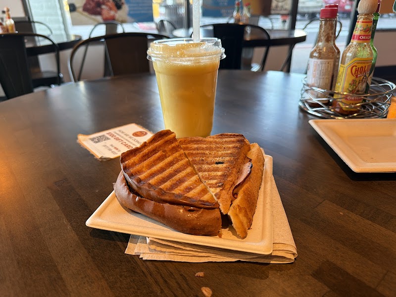 Zell's Panini & Crepes