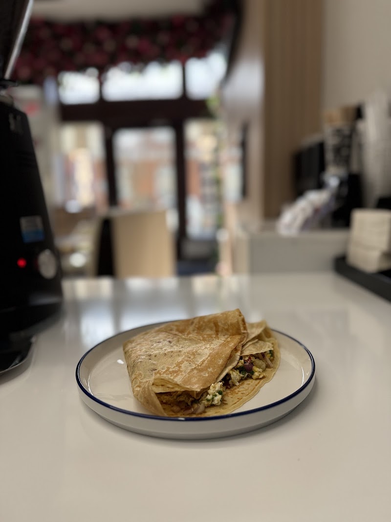 96 ROYAL Coffee & CREAM