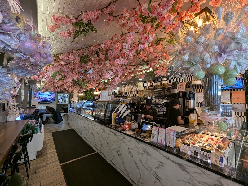 Jhoanes Bakery & Coffee