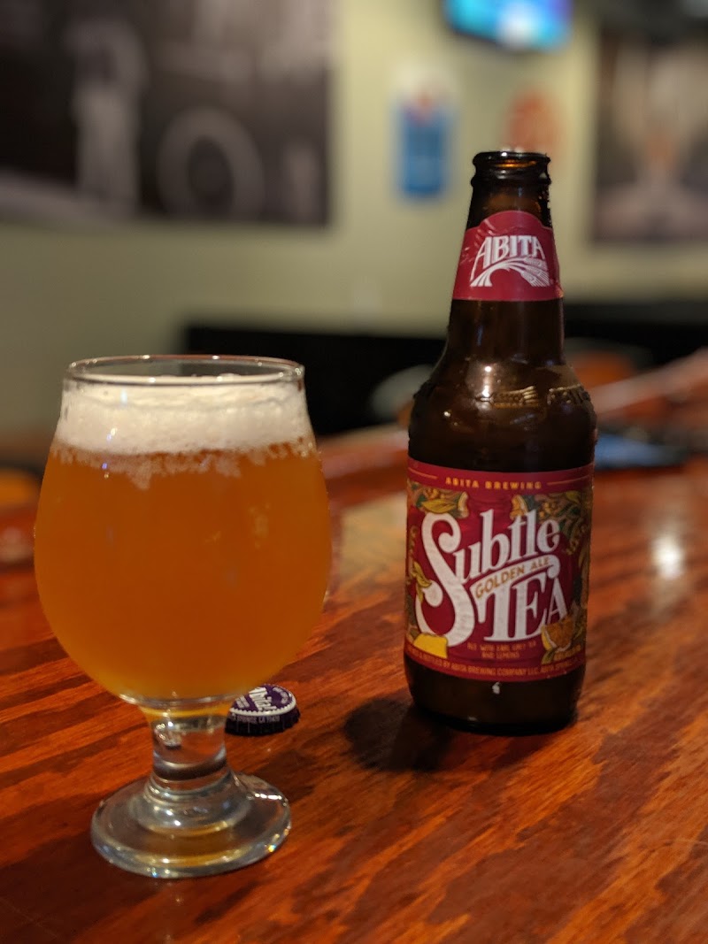 Renew Smoothies & Salads at Raspitality Cafe & Lounge - Craft House