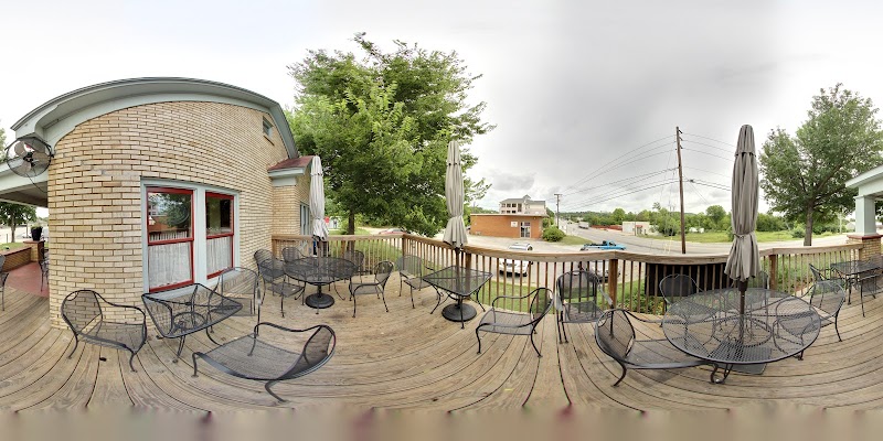 The Farmer's Table Cafe