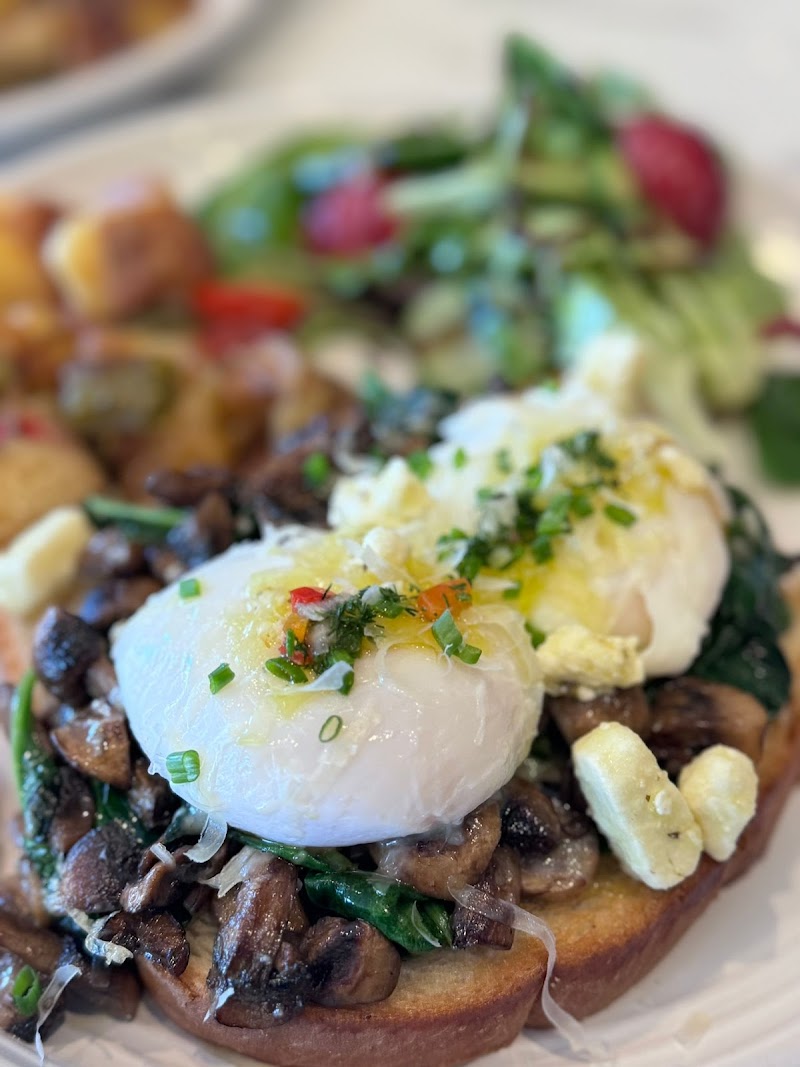 LAVENDER Cafe & Bistro