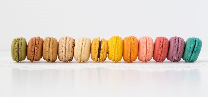 Le Macaron French Pastries