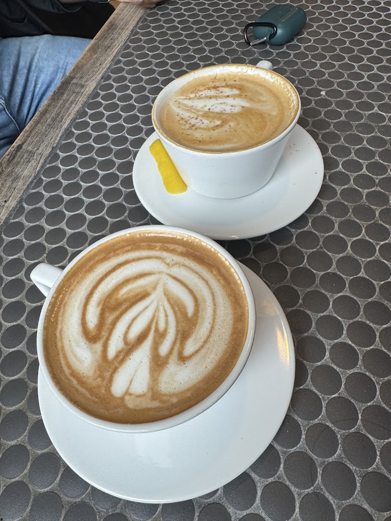 Commissary Barber & Barista