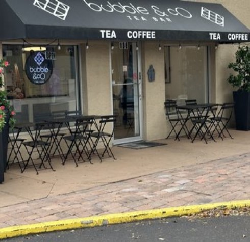 Chilly Bubbles & Co Ice Cream and Café