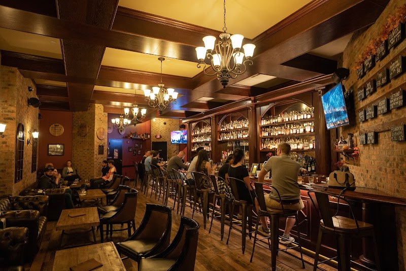 Wiseguy Lounge - Mass Ave