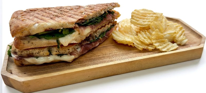 El Mirador En El Rio