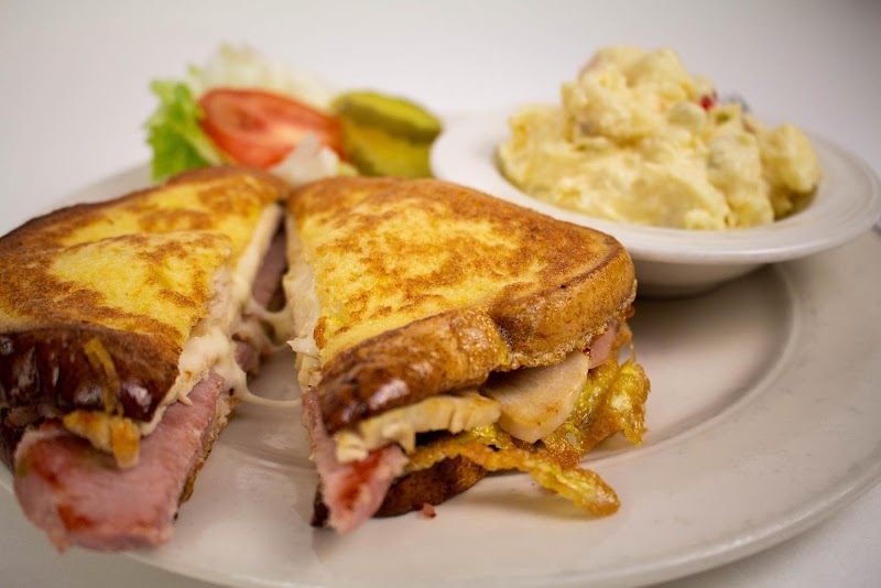 Gina's Teardrop Cafe