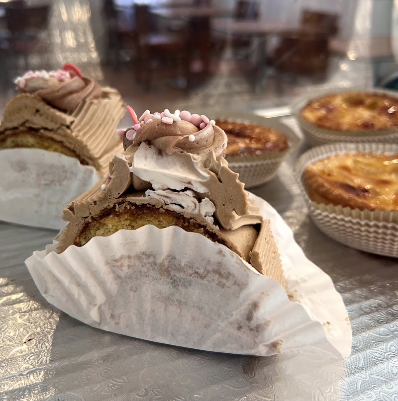 Café Miriam - Uptown